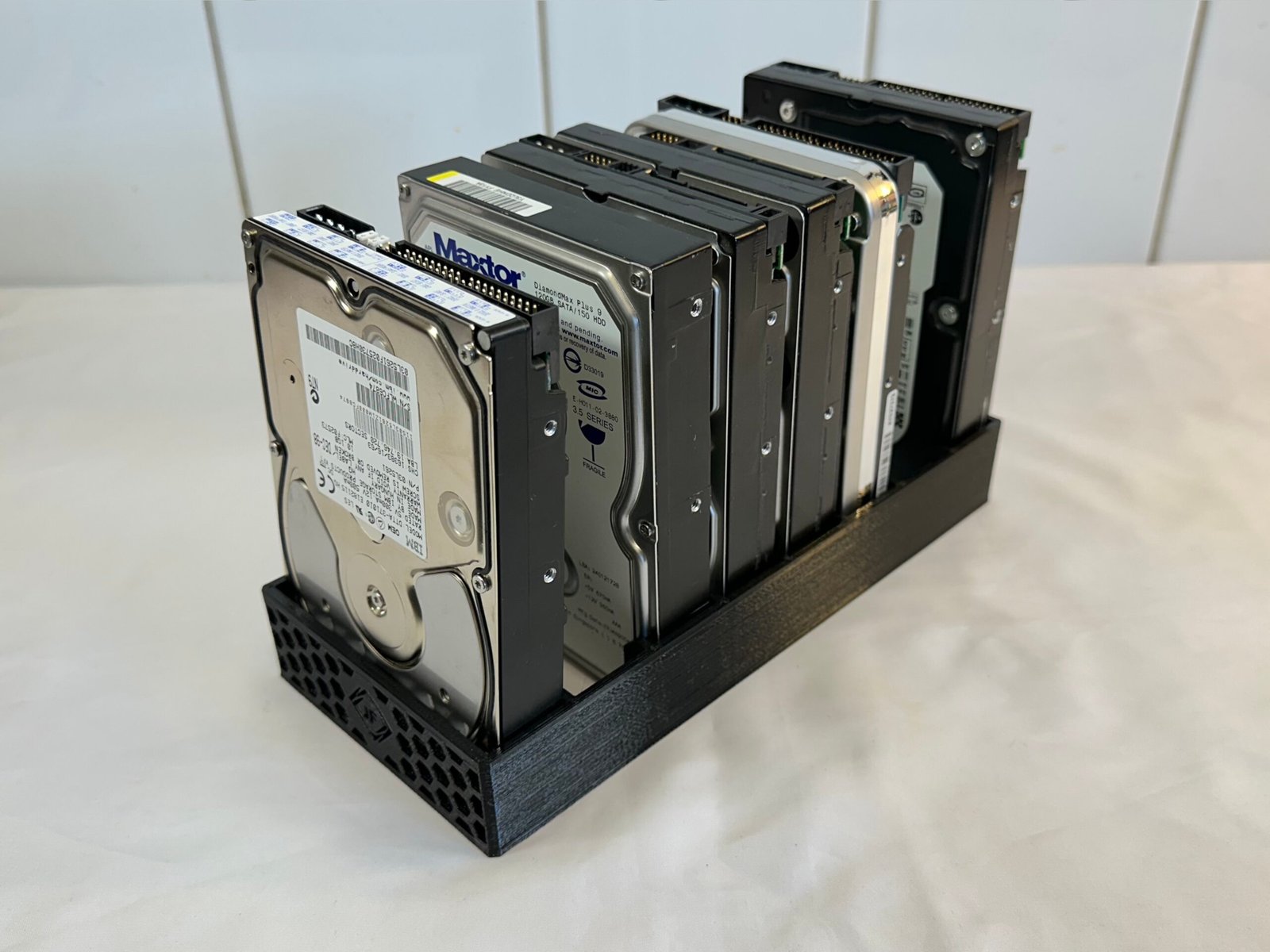 4-8x HDD Storage — Open‑Air 3.5" Drive Rack NAS, Home Server, Bench Organization - Image 5