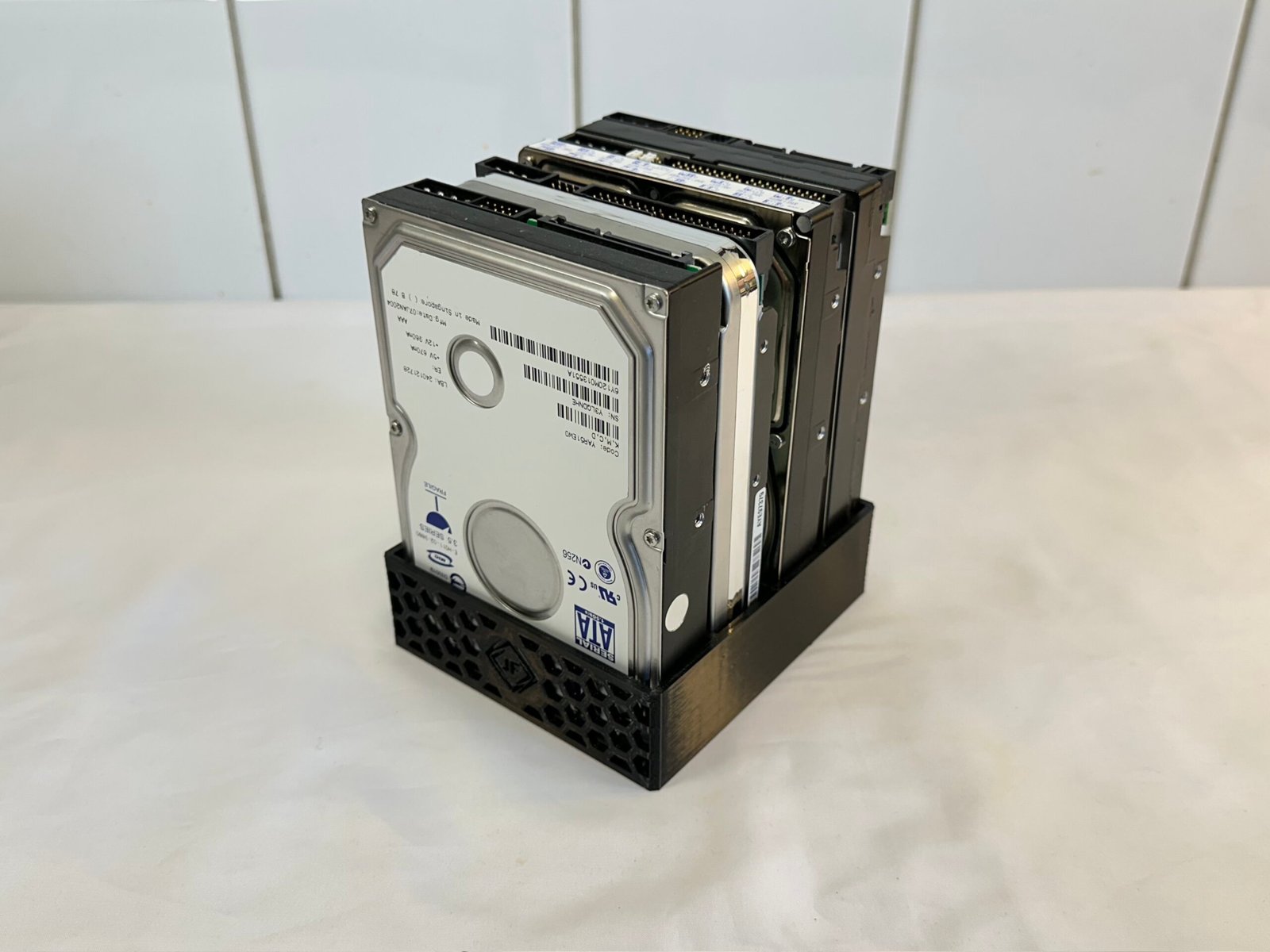 4-8x HDD Storage — Open‑Air 3.5" Drive Rack NAS, Home Server, Bench Organization - Image 3