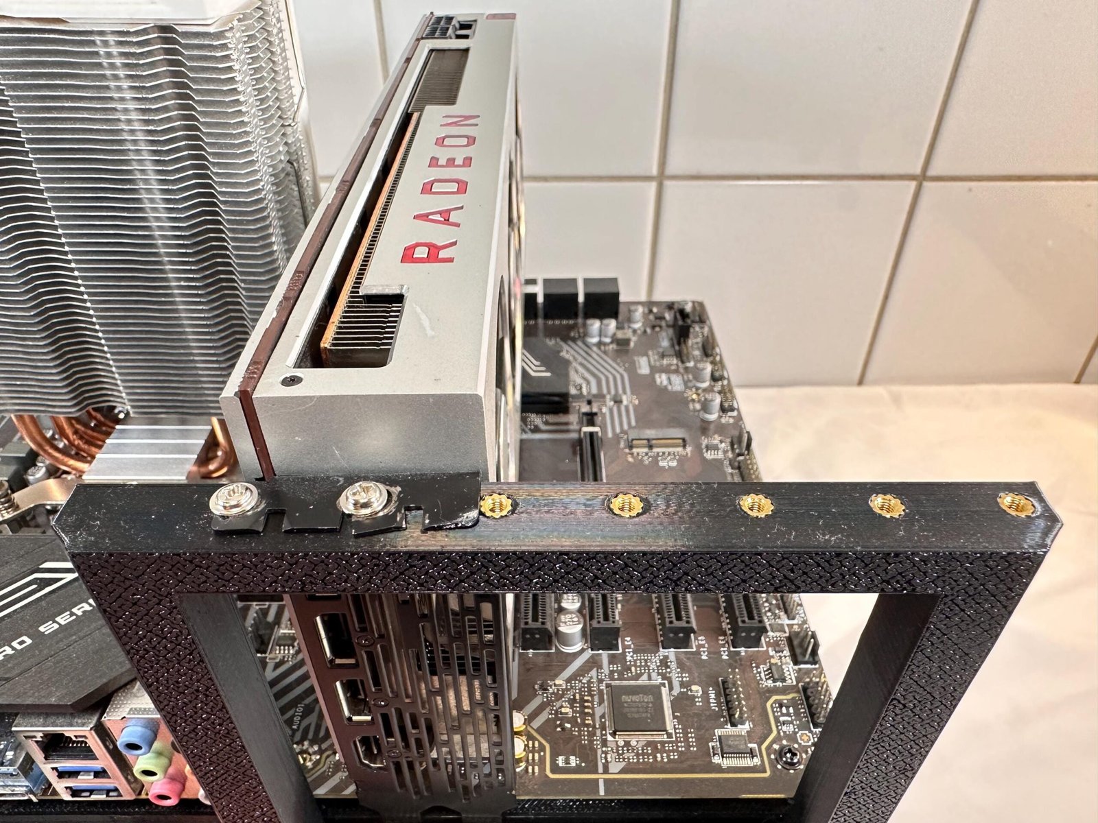 Open-Air Computer Test Bench — Modular PC Assembly Platform with GPU Support & SSD Side Brackets - Image 7