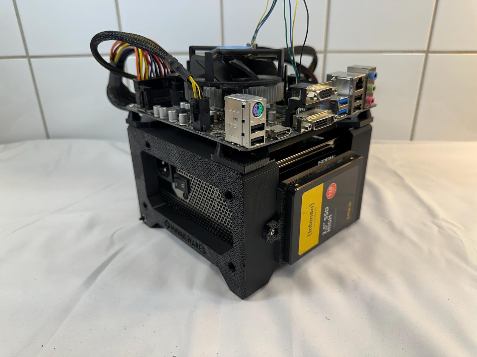 Mini-ITX Test Bench — Compact Desktop PC Building Stand with PSU Support and Airflow Layout - Image 5