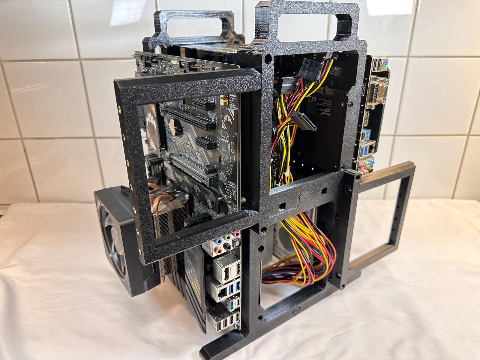 Dual Motherboard Open-Air Test Bench – 2xPSU & 2xHDD 2xSSD, Platform for Repair, Development and Review - Image 11