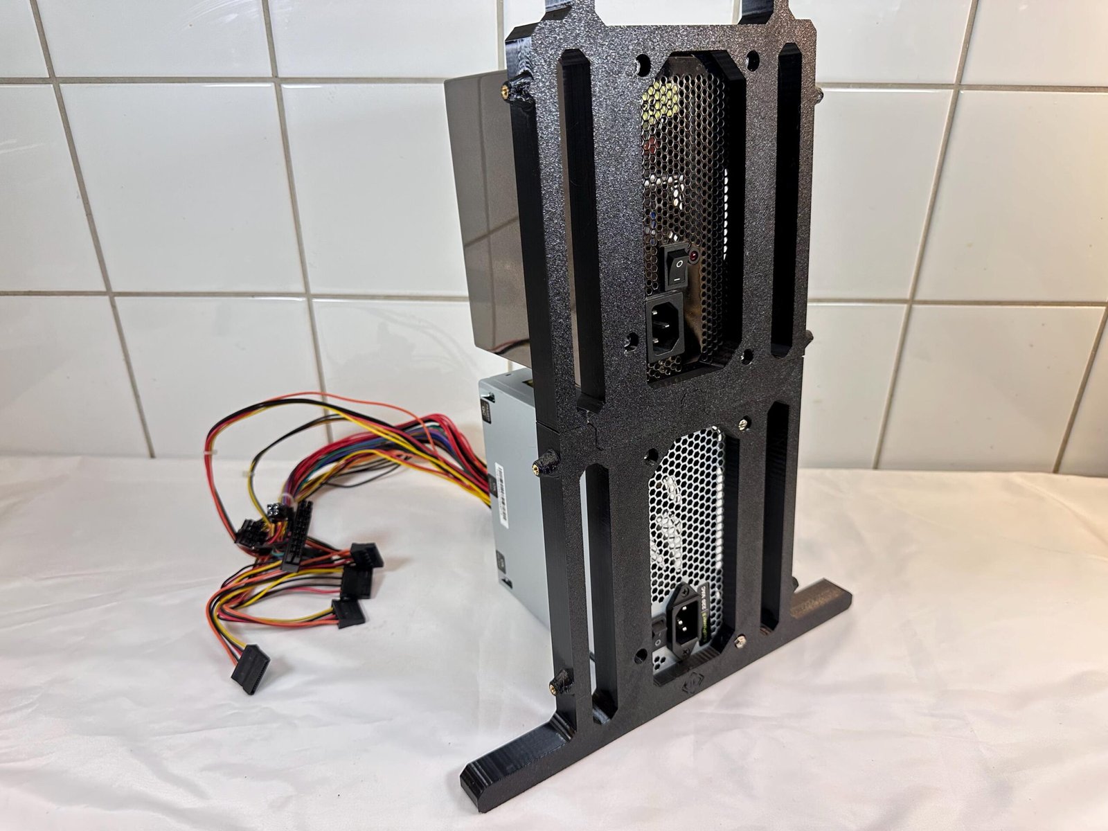 Dual Motherboard Open-Air Test Bench – 2xPSU & 2xHDD 2xSSD, Platform for Repair, Development and Review - Image 8